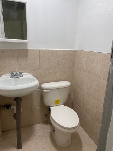 More Photos Of 2130 SW 56th Ter, West Park Warehouse For Sale