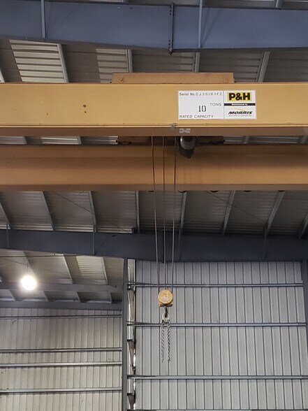 Primary Photo Of 12405 E Brandt Rd, Lockeford Warehouse For Lease