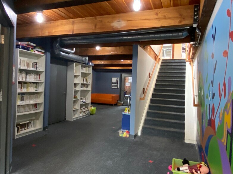 More Photos Of 10 Lackawanna Plz, Montclair Storefront Retail Office For Lease