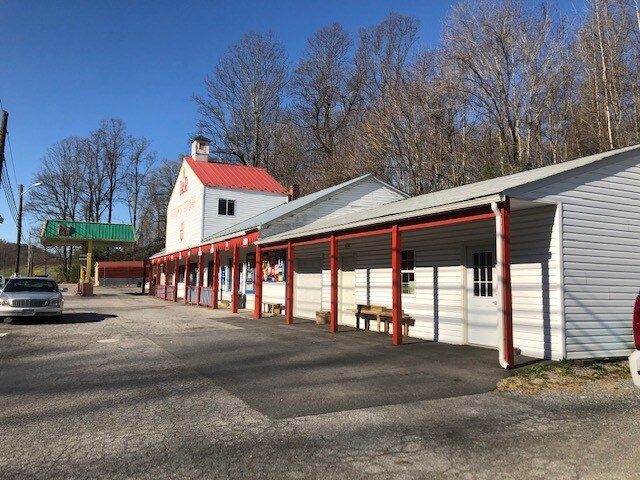 More Photos Of 7367 Lee Hwy N, Troutville Freestanding For Sale