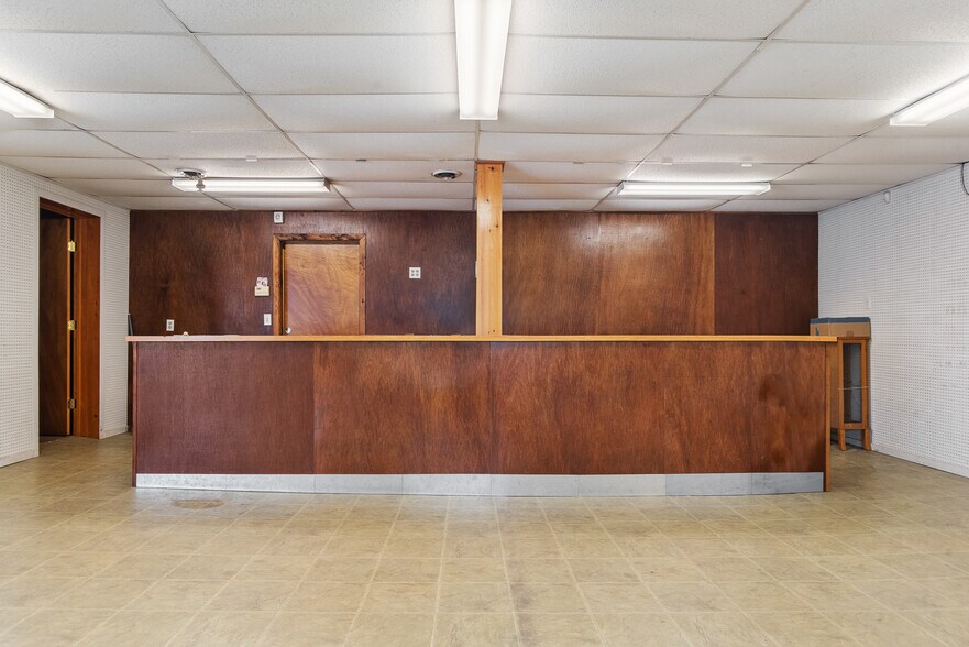 More Photos Of 5572 Washington St, Prattsville Storefront For Sale