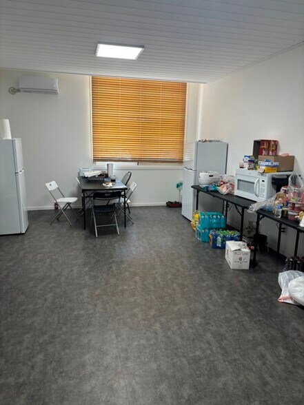 More Photos Of 12133 Henry St, Claxton Specialty For Sale