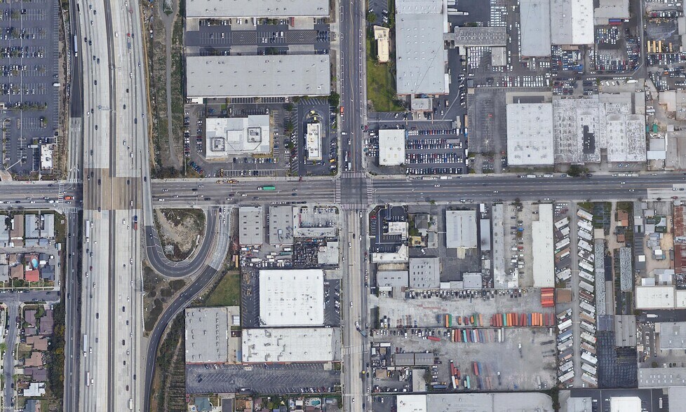 More Photos Of 15300 S Figueroa St, Gardena General Retail For Sale