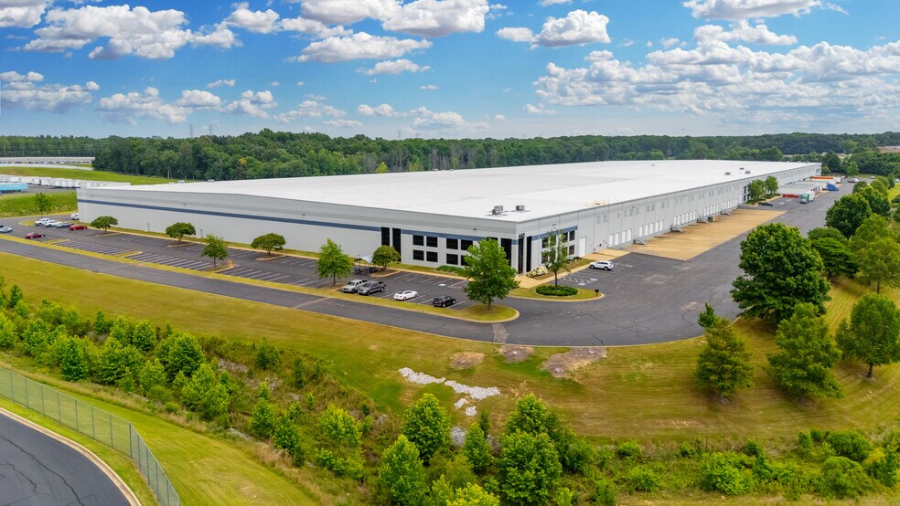 Primary Photo Of 440-480 Stateline Rd E, Southaven Warehouse For Lease