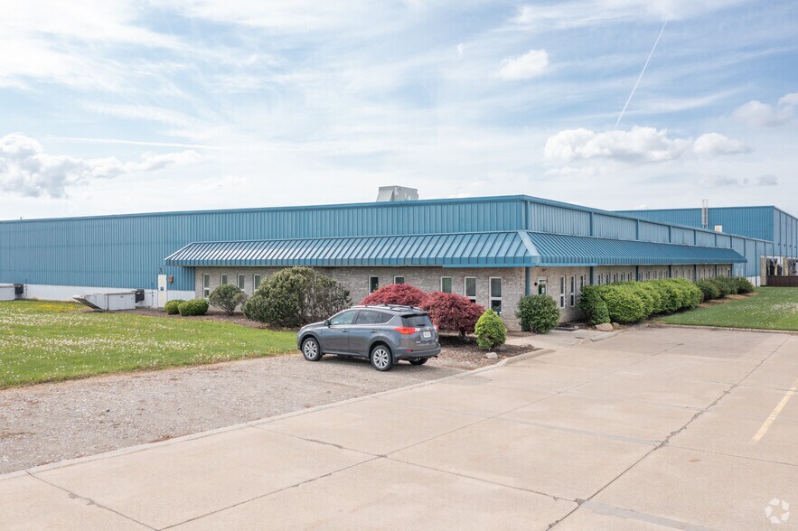 More Photos Of 41 Cairns Rd, Mansfield Warehouse For Sale