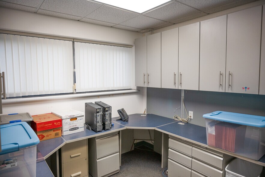 More Photos Of 110 Long Pond Rd, Plymouth Medical For Sale