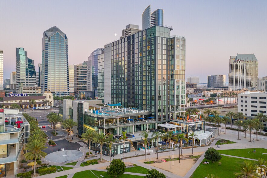 More Photos Of 901 Bayfront Ct, San Diego Hotel For Lease