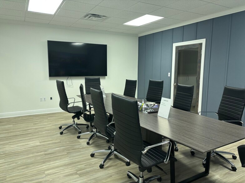 More Photos Of 3606 Maclay Blvd S, Tallahassee Medical For Lease