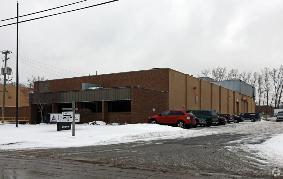Primary Photo Of 35588 Veronica St, Livonia Warehouse For Sale