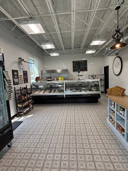 More Photos Of 1947 Wynnton Rd, Columbus Freestanding For Sale