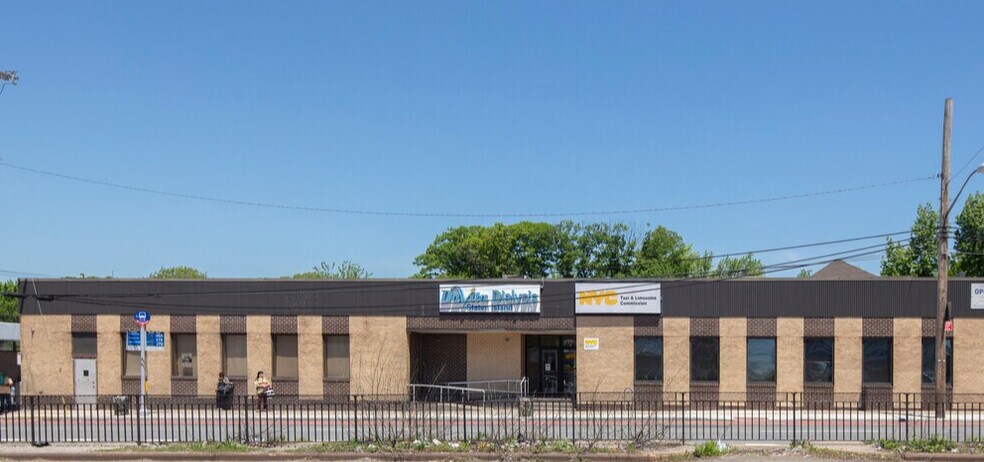 More Photos Of 1139-1141 Hylan Blvd, Staten Island Office For Lease