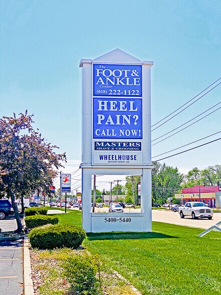 More Photos Of 5400 N Illinois St, Fairview Heights Medical For Lease