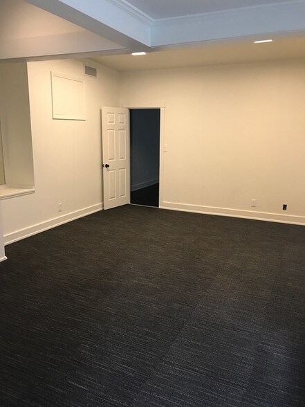 More Photos Of 1637 S Boston Ave, Tulsa Loft Creative Space For Lease