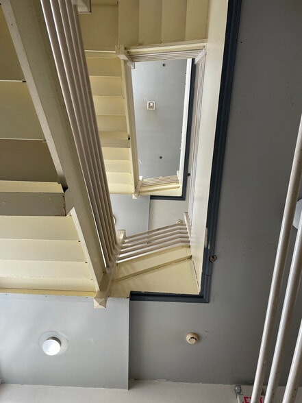 More Photos Of 15-19 Stone Street st @ 7th Avenue, Newark Apartments For Sale