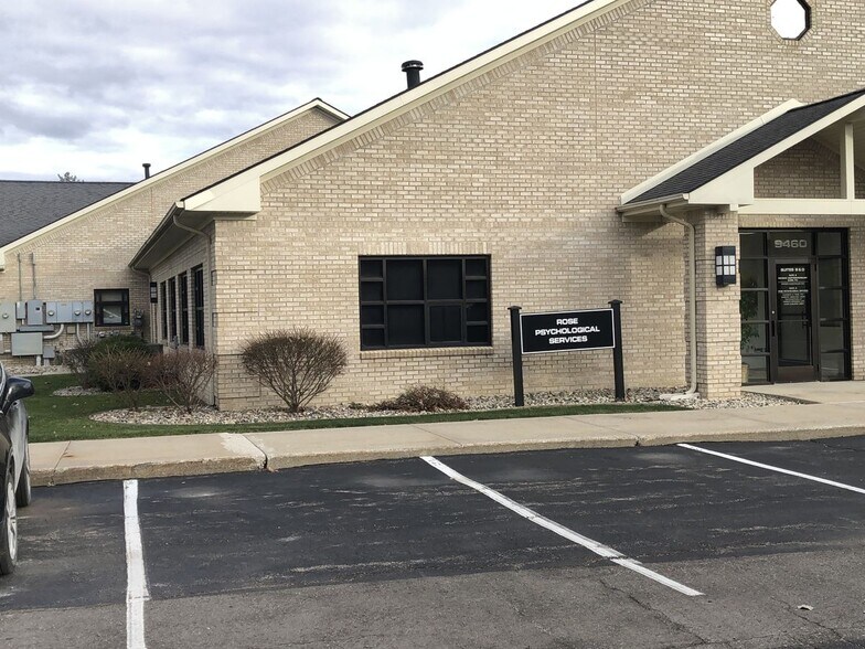 More Photos Of 9460 S Saginaw Rd, Grand Blanc Medical For Lease