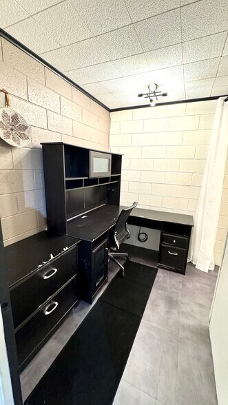 More Photos Of 211 N 5th St, Mcalester Office For Lease