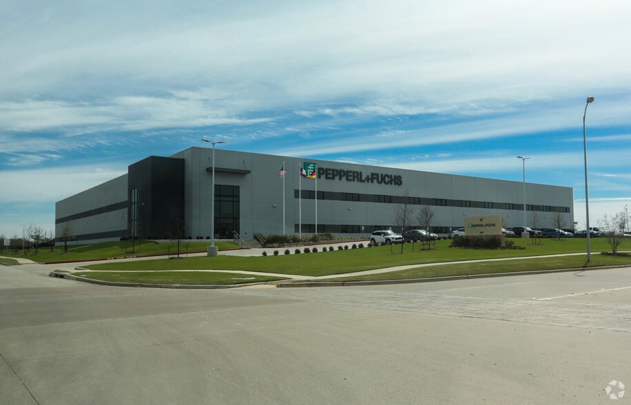 Primary Photo Of 502 Cane Island Pky, Katy Warehouse For Sale