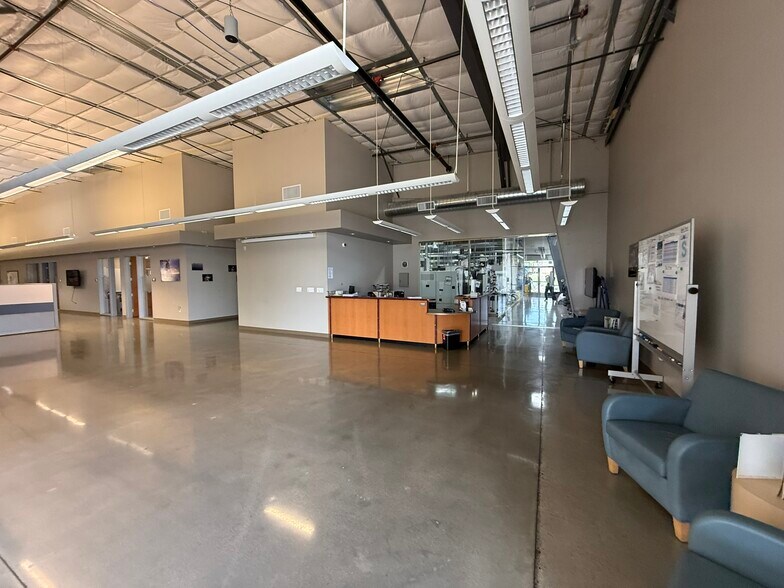 More Photos Of 4461 Business Dr, Shingle Springs Manufacturing For Sale