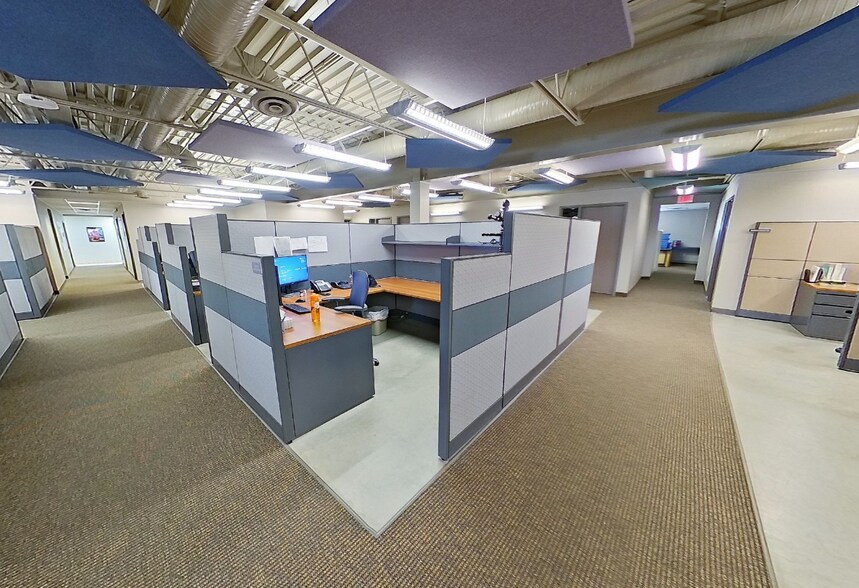 More Photos Of 10457 184 St NW, Edmonton Office For Lease