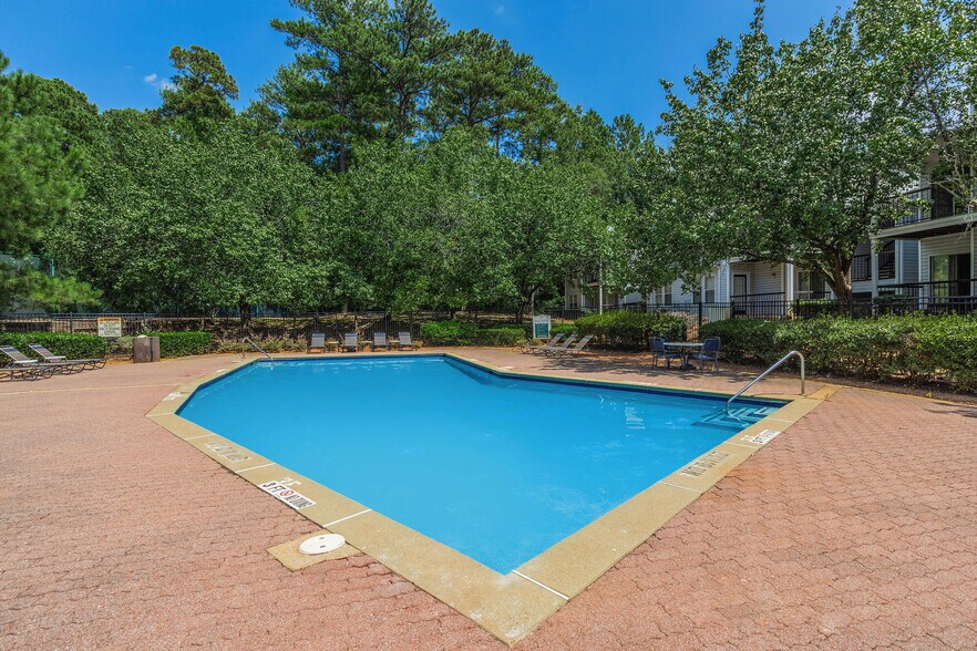 More Photos Of 5816 Covington Hwy, Decatur Apartments For Sale