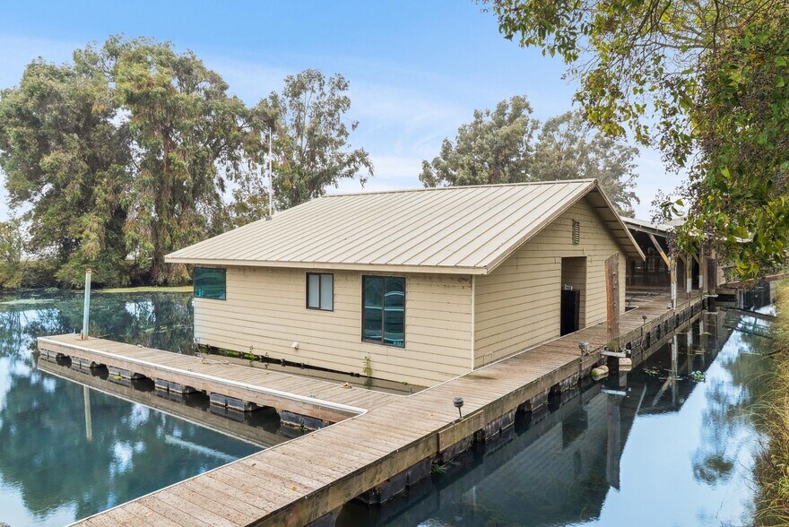 More Photos Of 500 Brannan Island Rd, Isleton Marina For Sale