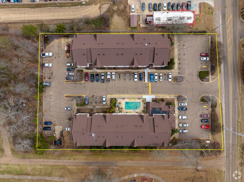 More Photos Of 572 E Beasley Rd, Jackson Hotel For Sale