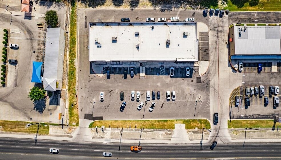 More Photos Of 8190-8214 FM 78, Converse Storefront For Sale