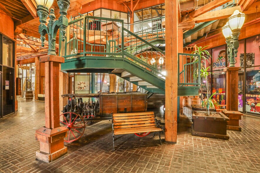 More Photos Of 445 W Weber Ave, Stockton Office For Lease