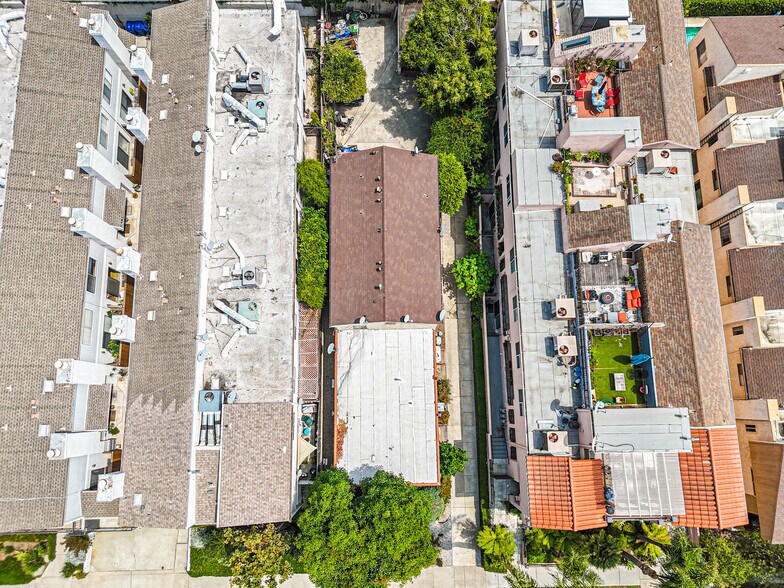 More Photos Of 1728 Granville Ave, Los Angeles Apartments For Sale