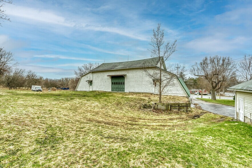 More Photos Of 1506 Empire Blvd, Webster Industrial For Lease