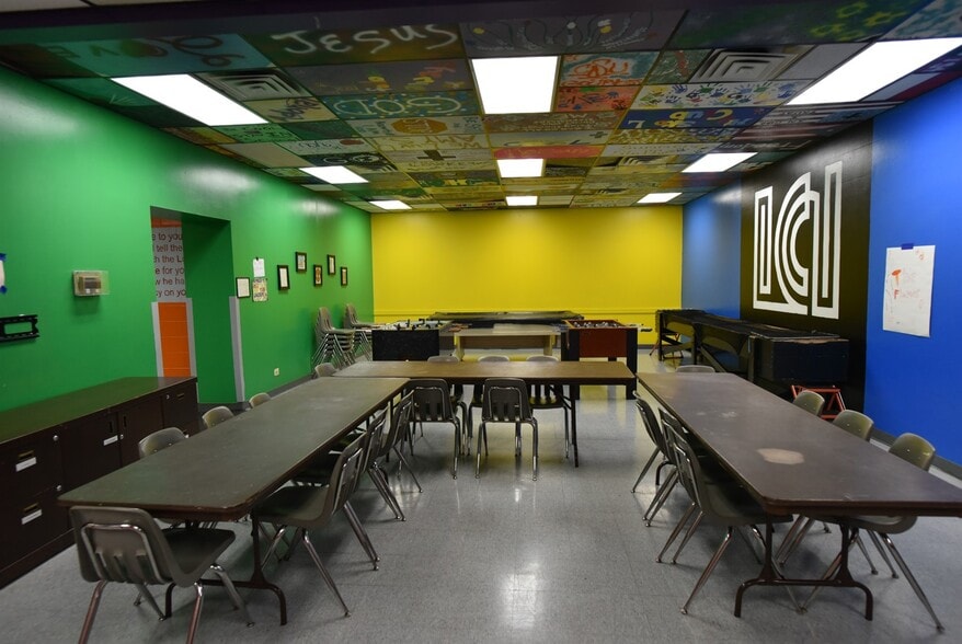 More Photos Of 3327 W Fullerton Ave, Chicago Specialty For Sale