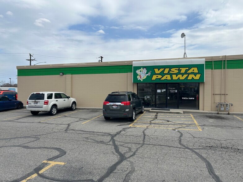 More Photos Of 130 Caldwell Blvd, Nampa General Retail For Lease