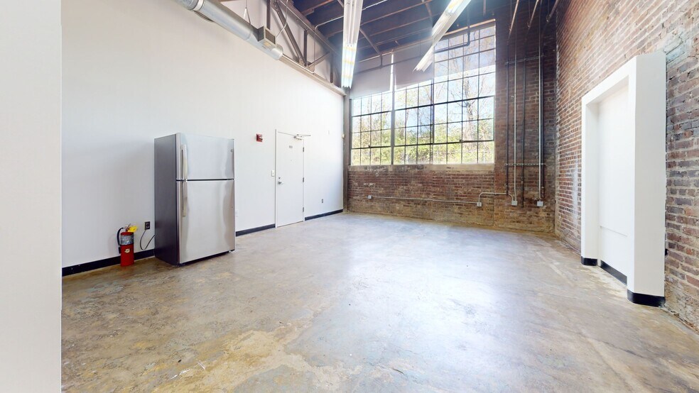 More Photos Of 887 W Marietta St NW, Atlanta Loft Creative Space For Lease