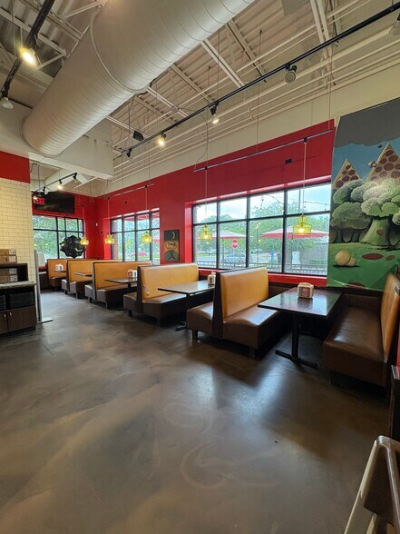 More Photos Of 1435 E Lafayette St, Tallahassee Freestanding For Lease