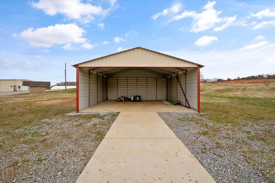 More Photos Of , Maryville Unknown For Sale