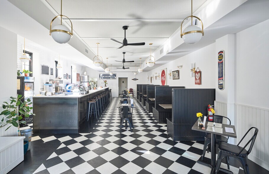 Primary Photo Of 47 Bridge St, Lambertville Restaurant For Sale