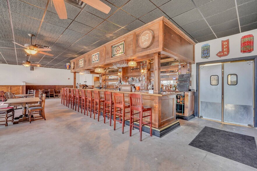 More Photos Of 110 Towne Center Dr, Pooler Restaurant For Sale