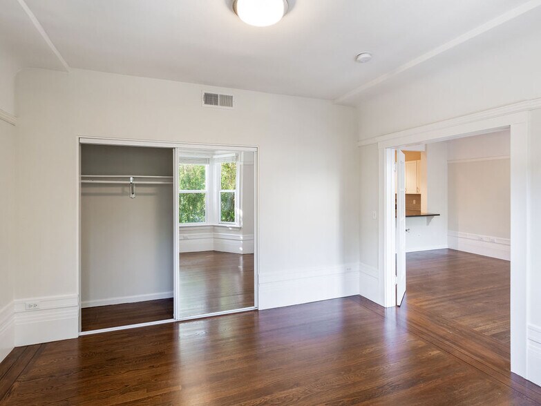 More Photos Of 1964-1966 Union St, San Francisco Apartments For Sale