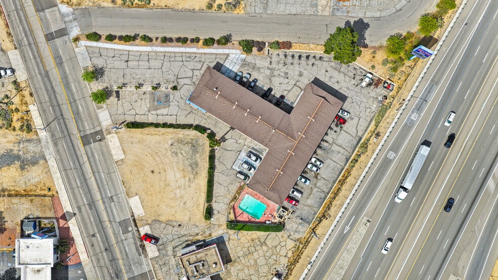 More Photos Of 16901 Stoddard Wells Rd, Victorville Hotel For Sale