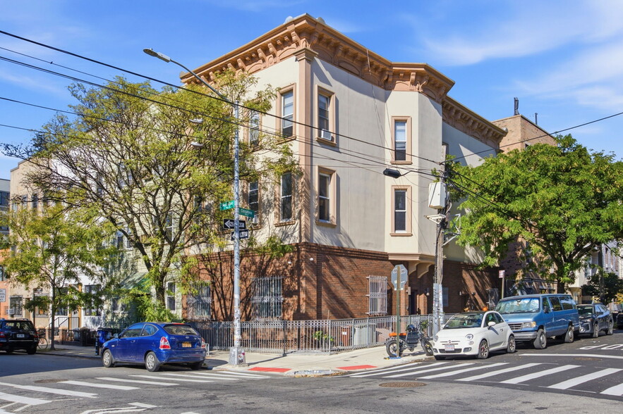 Primary Photo Of 332 Manhattan Ave, Brooklyn Apartments For Sale