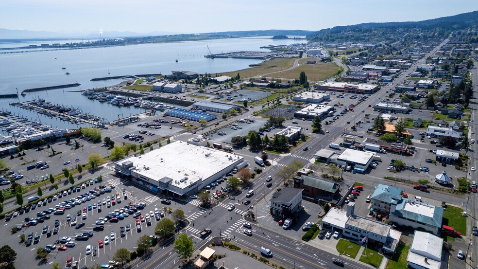 More Photos Of 1202 Commercial Ave, Anacortes Office For Sale