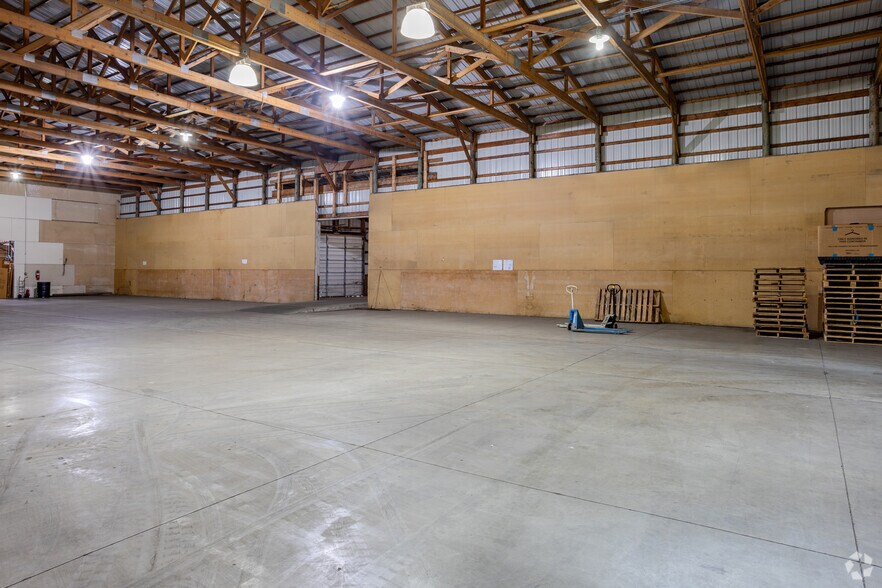 More Photos Of 7402 Ridgewood Rd, Saint Cloud Unknown For Lease