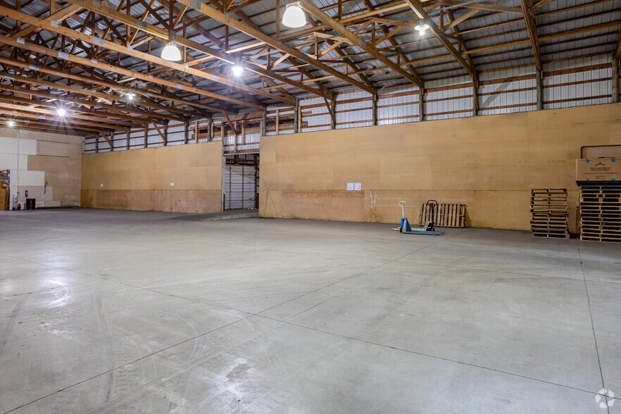 More Photos Of 7402 Ridgewood Rd, Saint Cloud Unknown For Lease