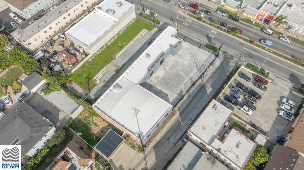 More Photos Of 4900 Washington Blvd, Los Angeles Warehouse For Lease