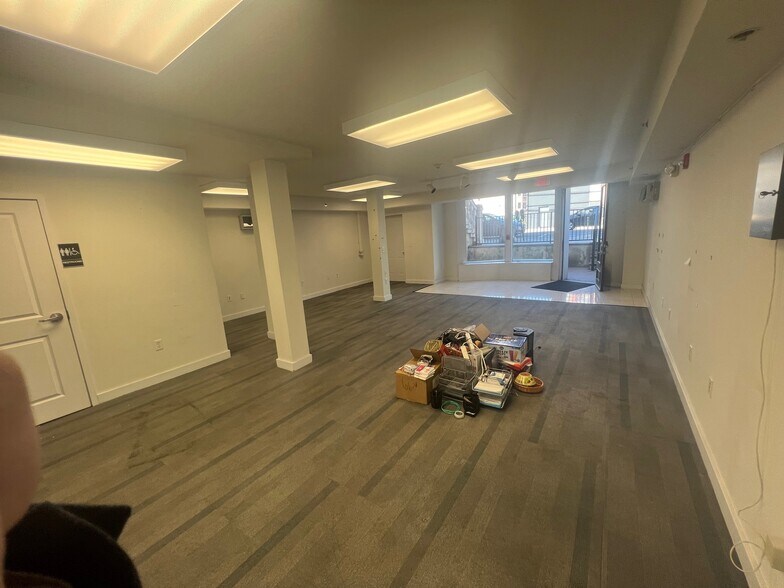 More Photos Of 277 Grand St, Jersey City Apartments For Lease
