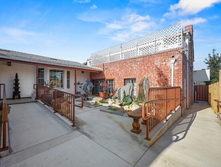 More Photos Of 9012-9016 W Olympic Blvd, Beverly Hills Medical For Lease