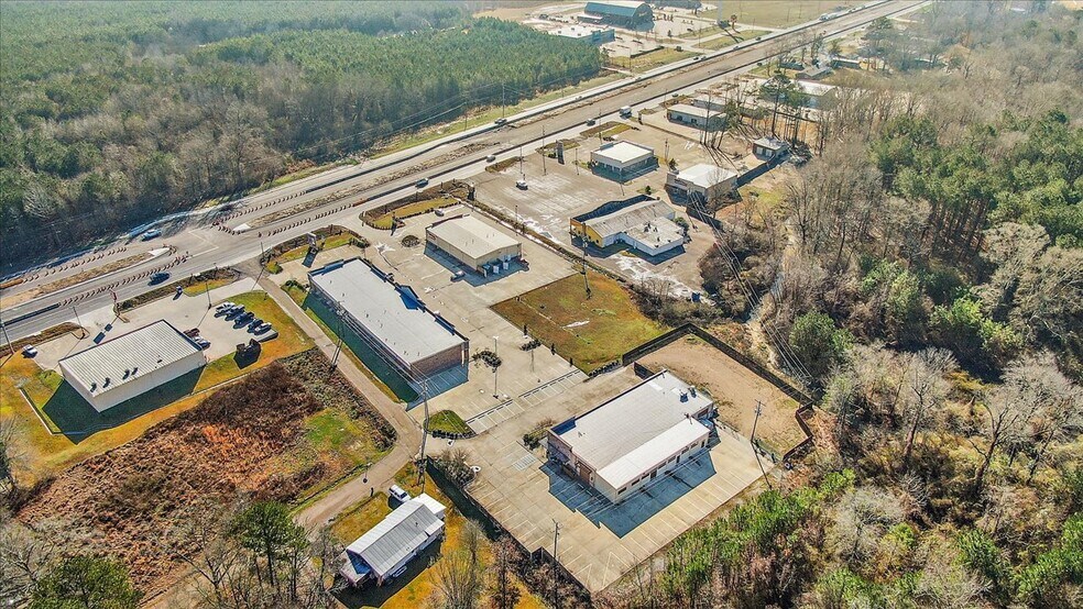 More Photos Of 15 Jackson Cir, Florence Restaurant For Sale