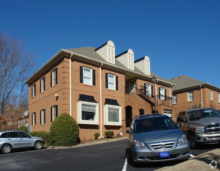 More Photos Of 3327 Duluth Hwy, Duluth Office For Lease