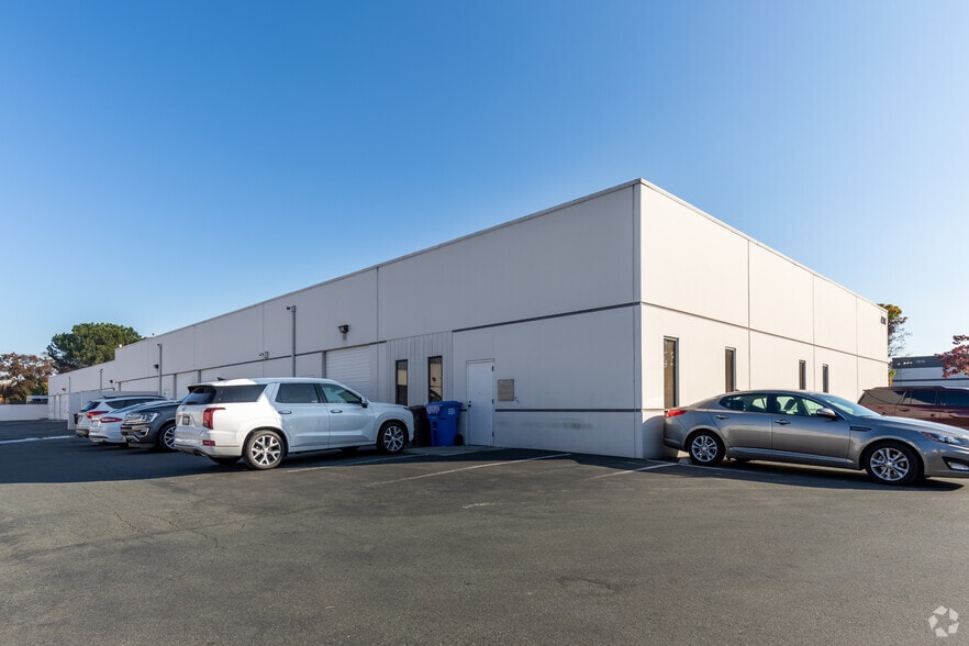 More Photos Of 4085 Nelson Ave, Concord Unknown For Lease