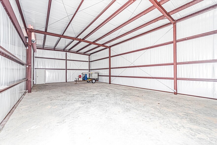 More Photos Of 31815 FM 2978 Rd, Magnolia Warehouse For Lease